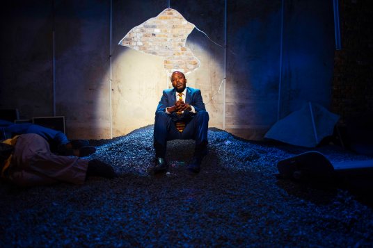 The Pulverised - Arcola Theatre - Solomon Israel - Photos by Dashti Jahfar 2.jpg