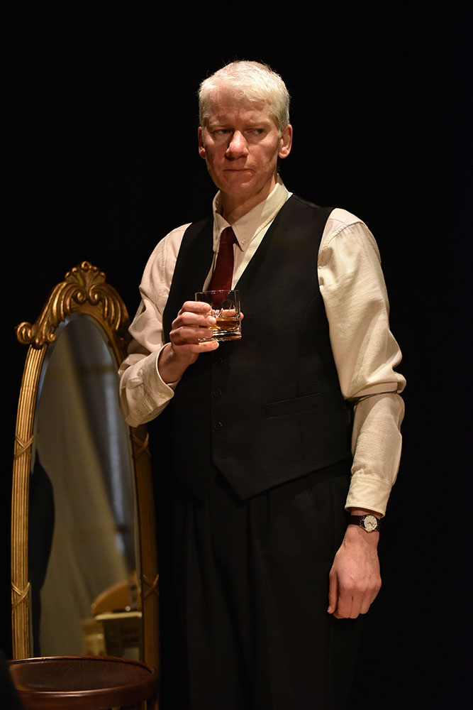 Hymn-to-Love_Patrick-Bridgman_Photo-Robert-Day